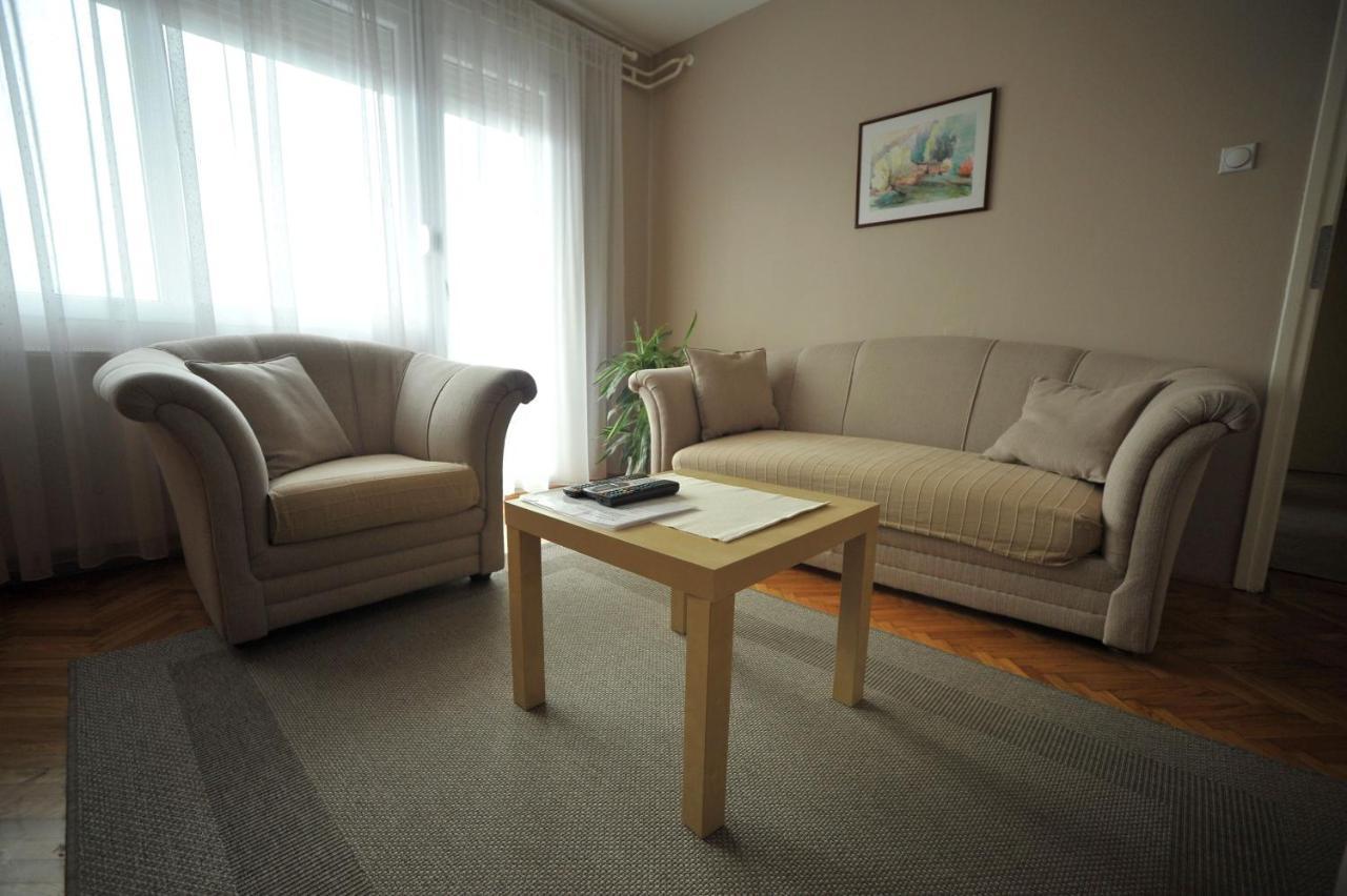Apartman Rada Πίροτ Εξωτερικό φωτογραφία