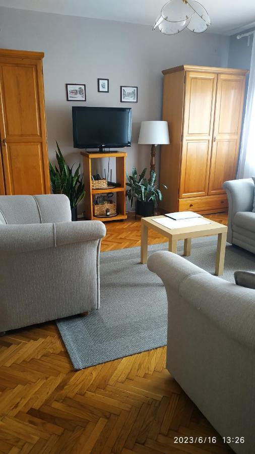 Apartman Rada Πίροτ Εξωτερικό φωτογραφία