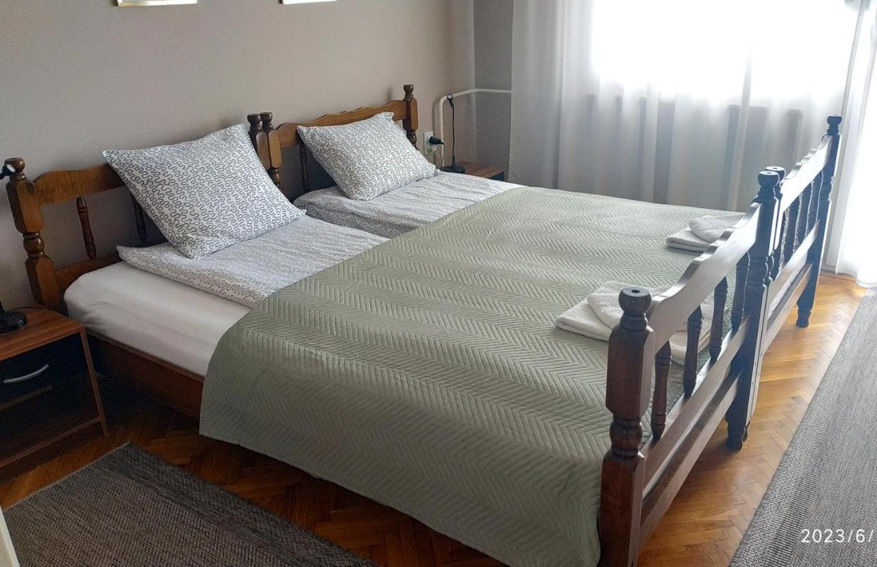 Apartman Rada Πίροτ Εξωτερικό φωτογραφία